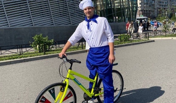 Adamant's Exciting Summer Promotion for Visitors to Mercury Food Park