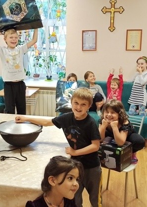 Детский приют «Трилистник» благодарит компанию за помощь в обустройстве кухни